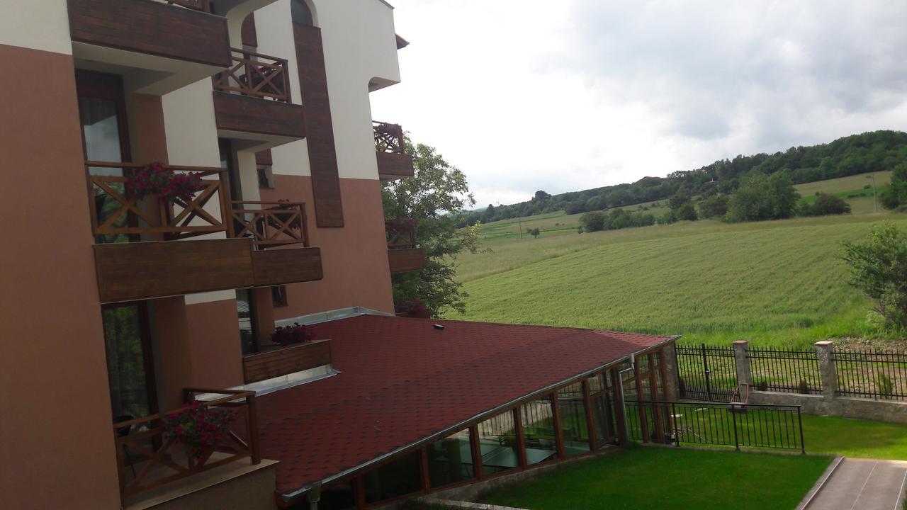 Lakata Guest House Zasele Exterior photo